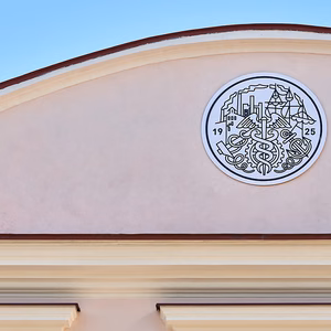 Chamber building